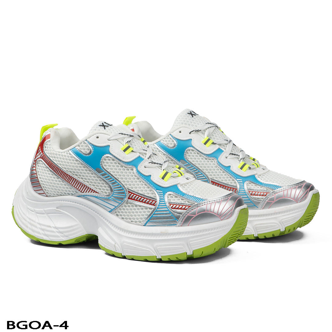 Sneaker Metallic Details - BGOA