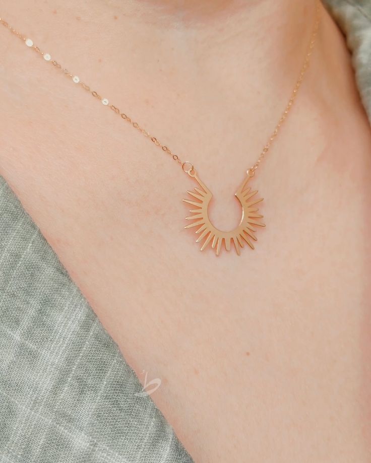 Sun Pendant Necklace - WY24