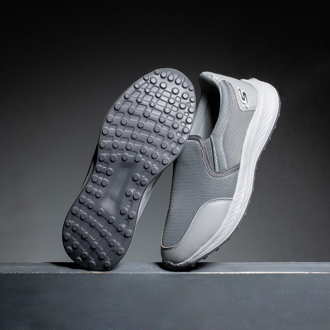 Skechers Simple SV58 - One‑year warranty