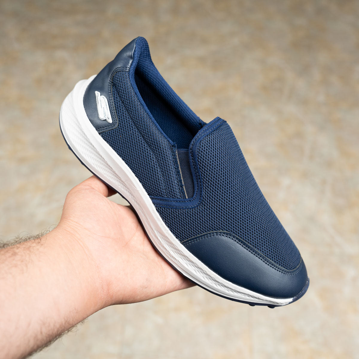 Skechers Simple SV58 - One‑year warranty