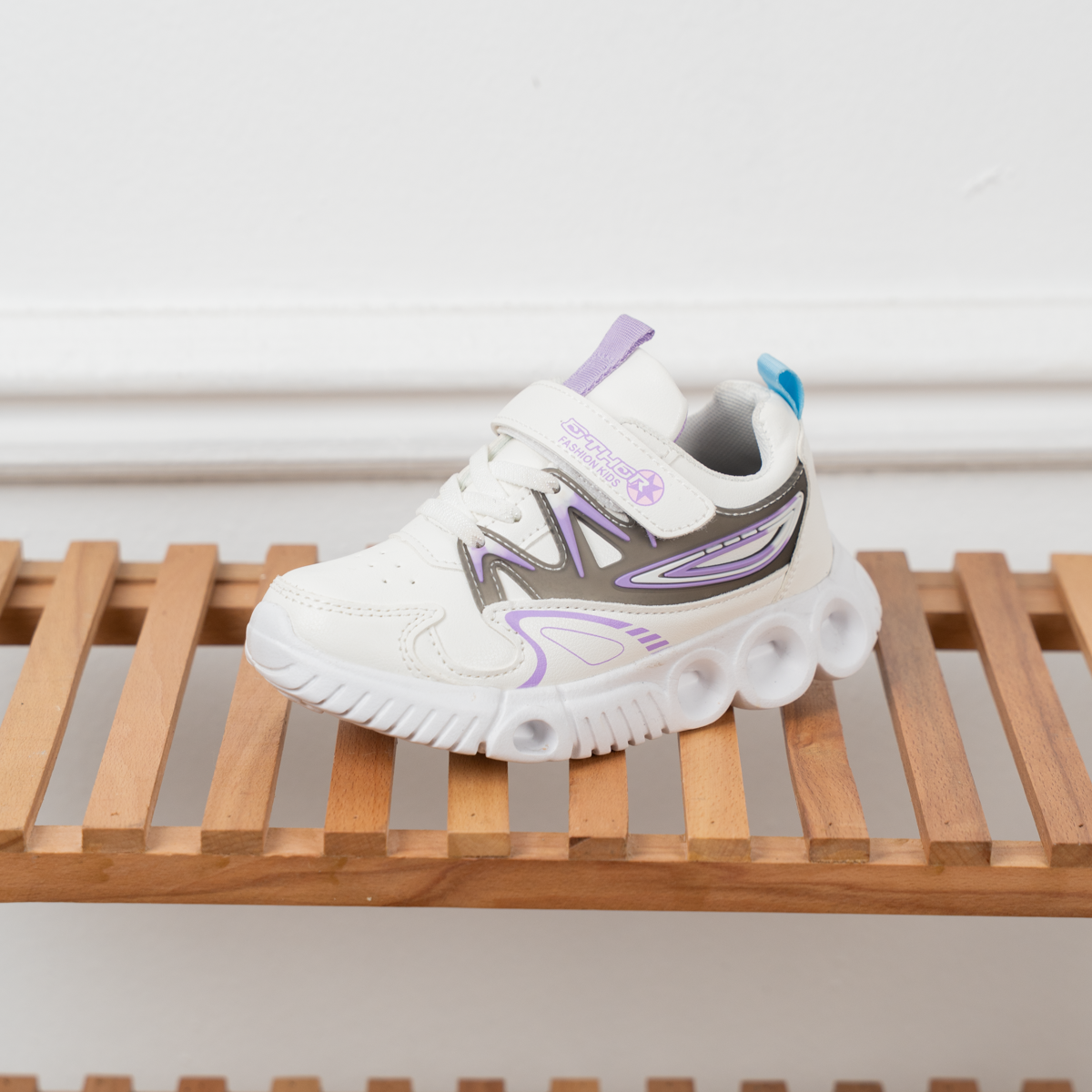 Kids Imported EVA Sneaker - W3