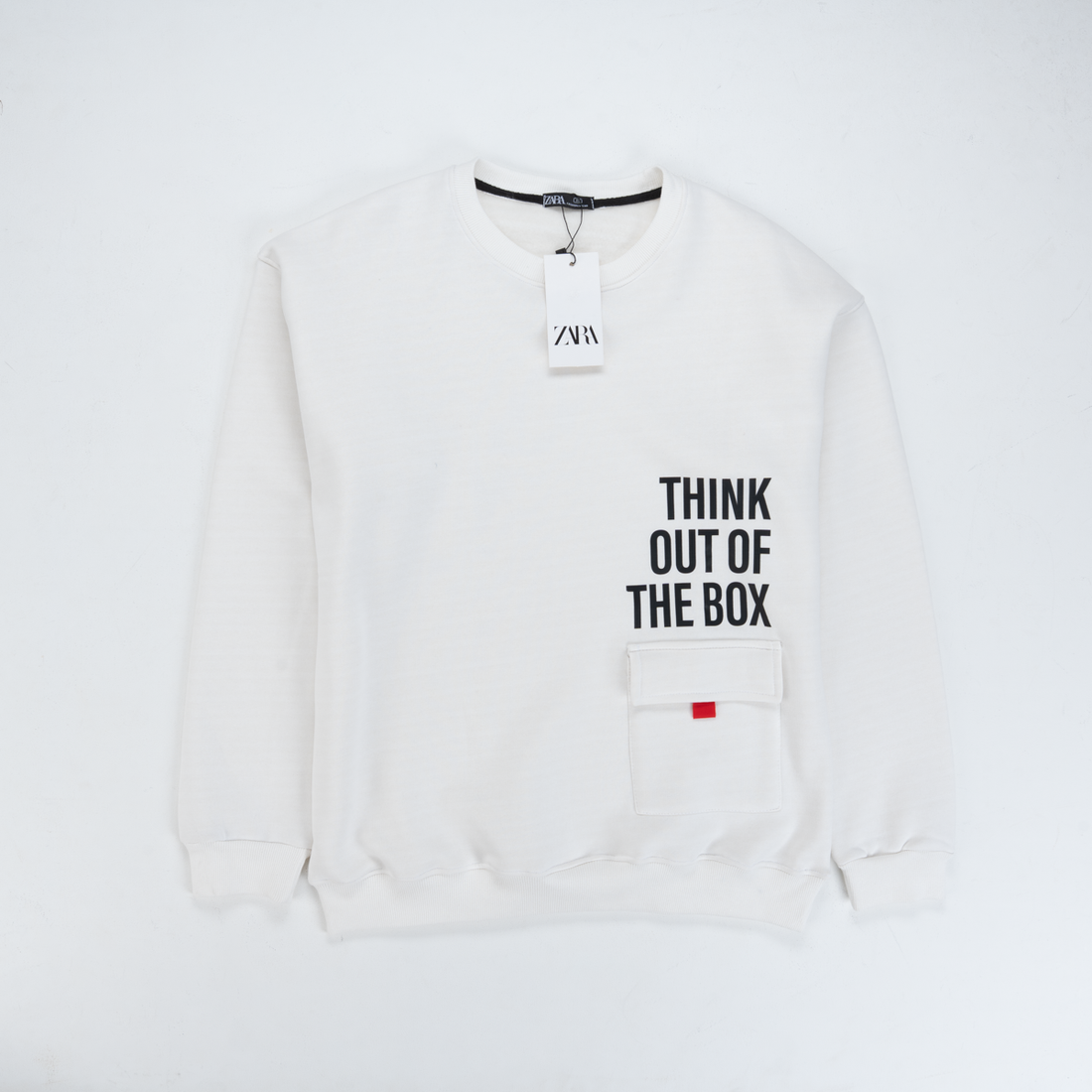 THINK OUT OF THE BOX -  Sweatshirt