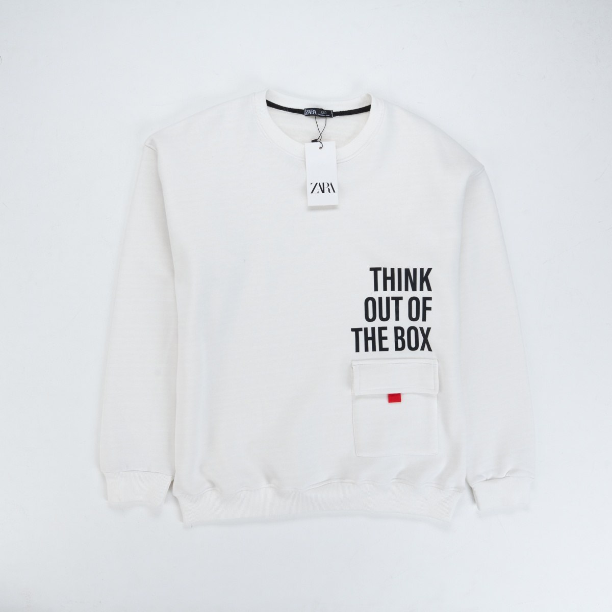 THINK OUT OF THE BOX -  Sweatshirt