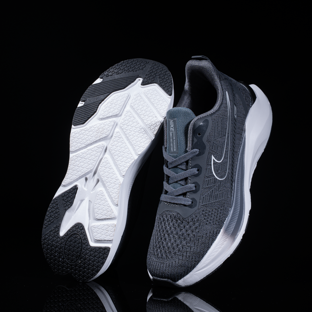 Athletic Sneaker VEV3