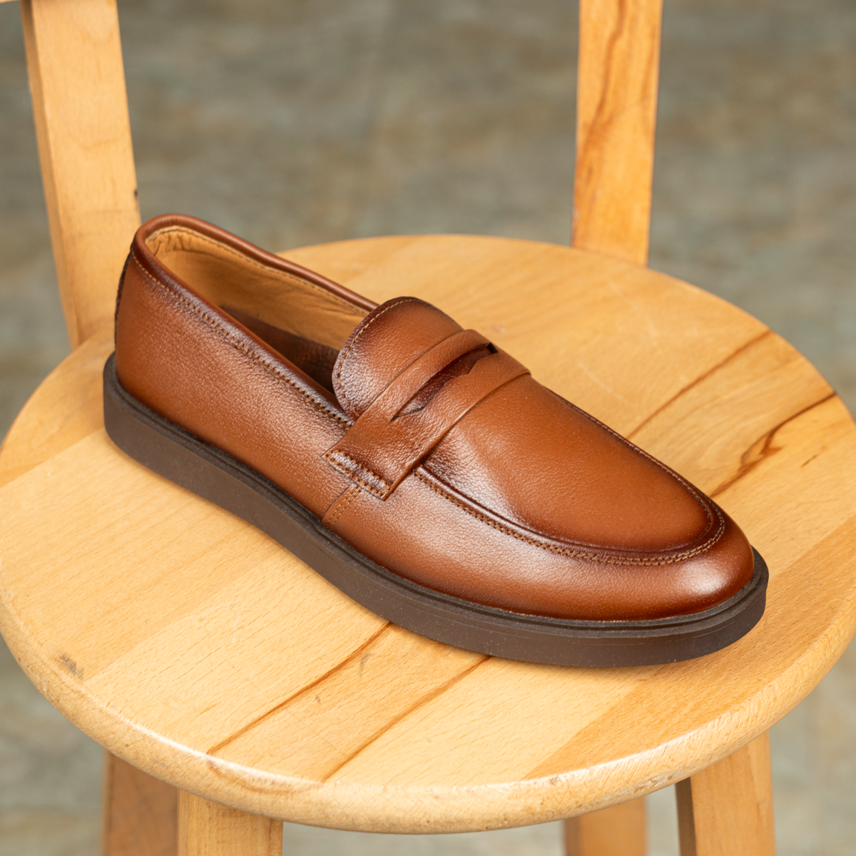 Men’s Classic Loafer – M27