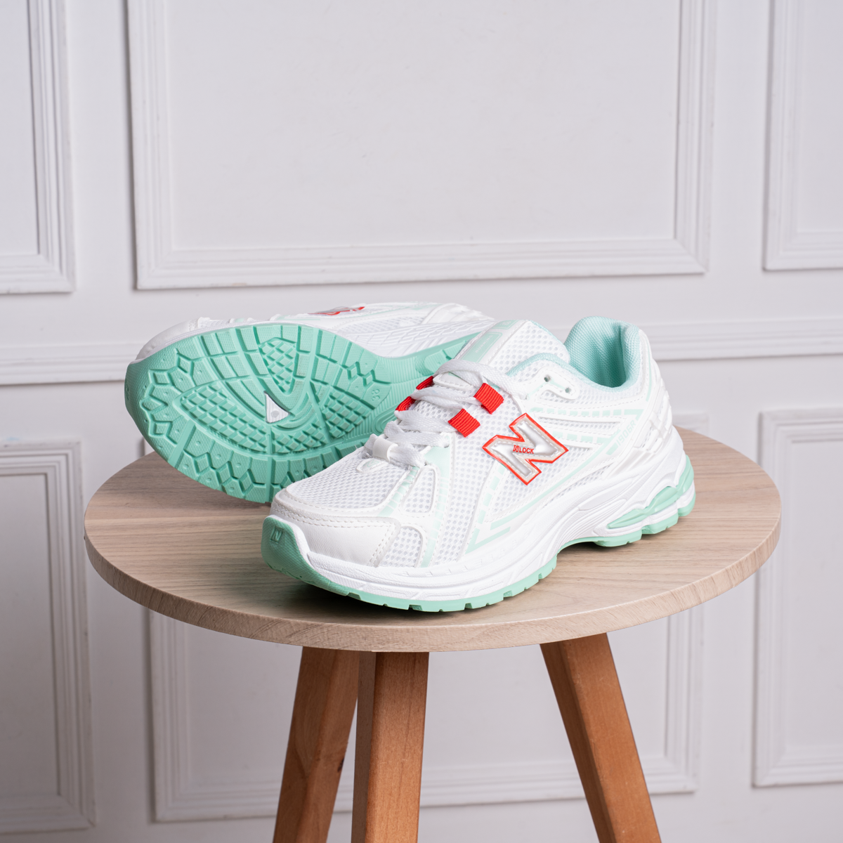 Women’s Sneaker New Balance SV65 - 1-year warranty